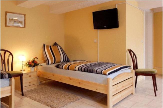 Gaststube Zum Amtskrug Guest House Salzgitter Exterior photo